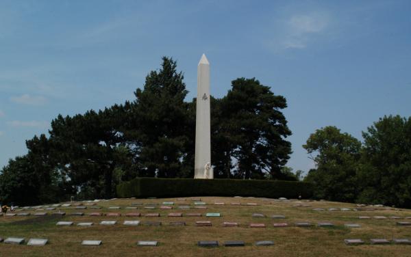 Acacia Park Cemetery and Mausoleum:Obelisk (East)