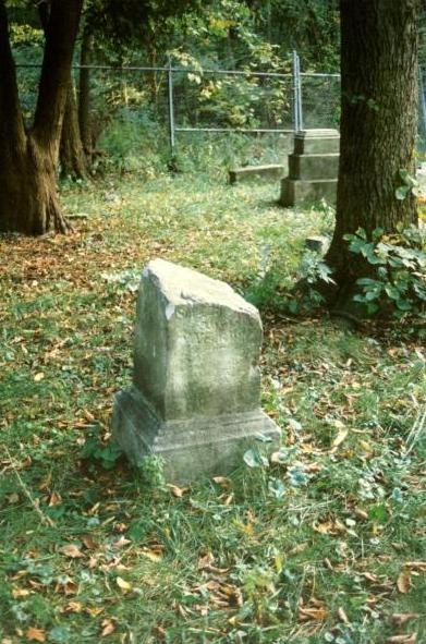 Truncated Monument: Bachelor's Grove Cemetery