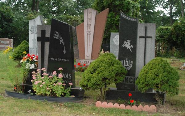 modern monuments: Lithuanian National Cemetery