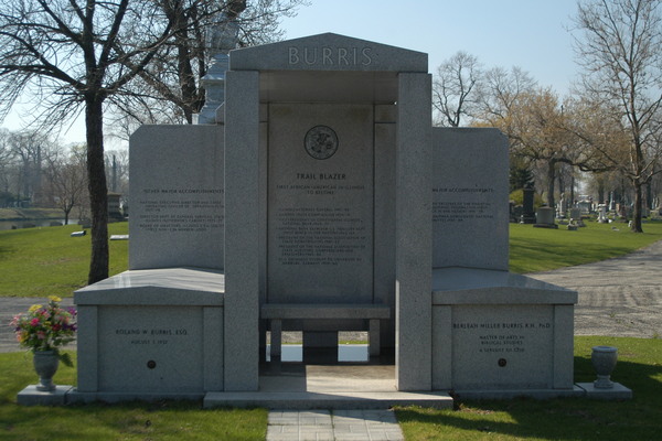 Oak Woods Cemetery: Roland Burris