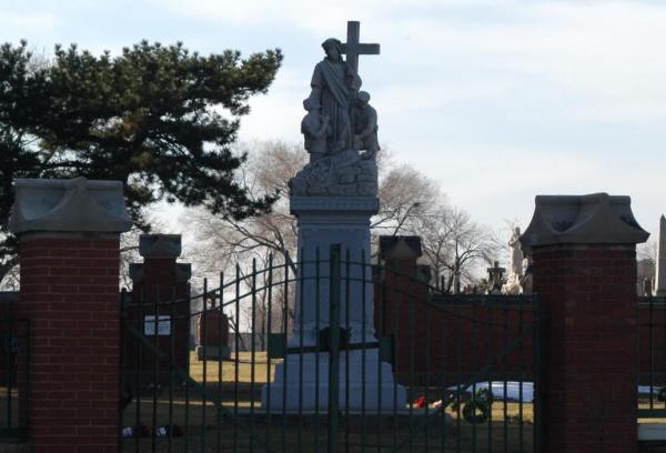 St. Henry Catholic Cemetery:front gate