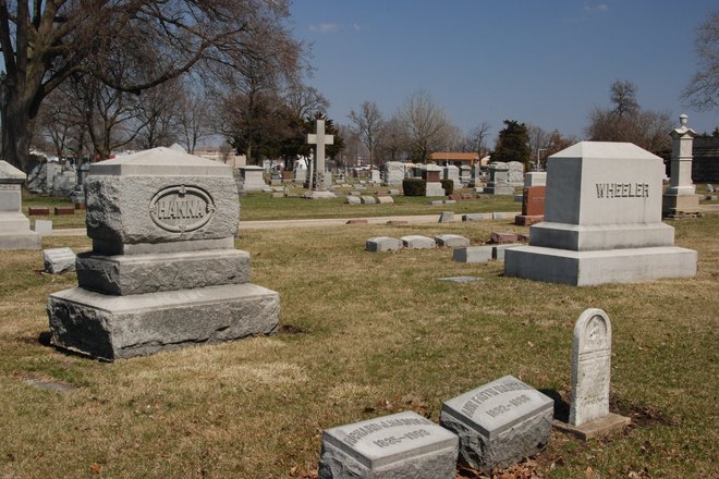 Mound Grove Cemetery: Hanna and Wheeler