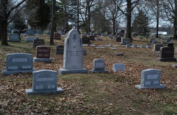 find a person grave in alton illinois