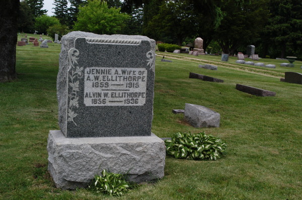 Oakland Cemetery, Woodstock:Alvin and Jennie Ellithorpe