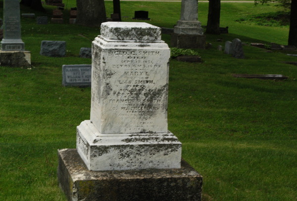Oakland Cemetery, Woodstock:George and Mary Smith