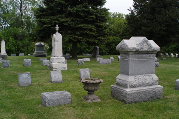 Oakland Cemetery, Woodstock:Pratt