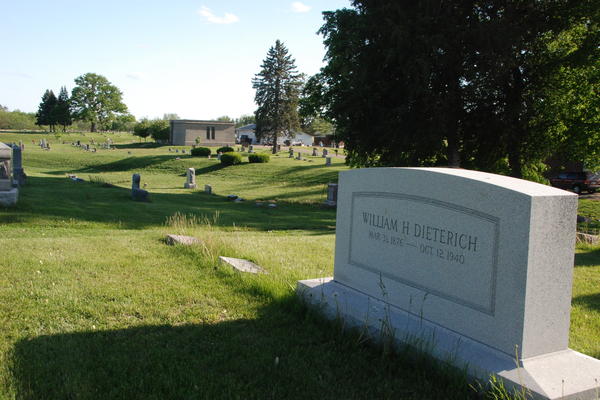 Rushville City Cemetery: William H. Dieterich