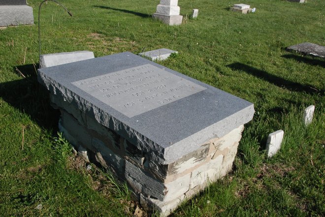 Rushville City Cemetery: Francis Marion Hodge