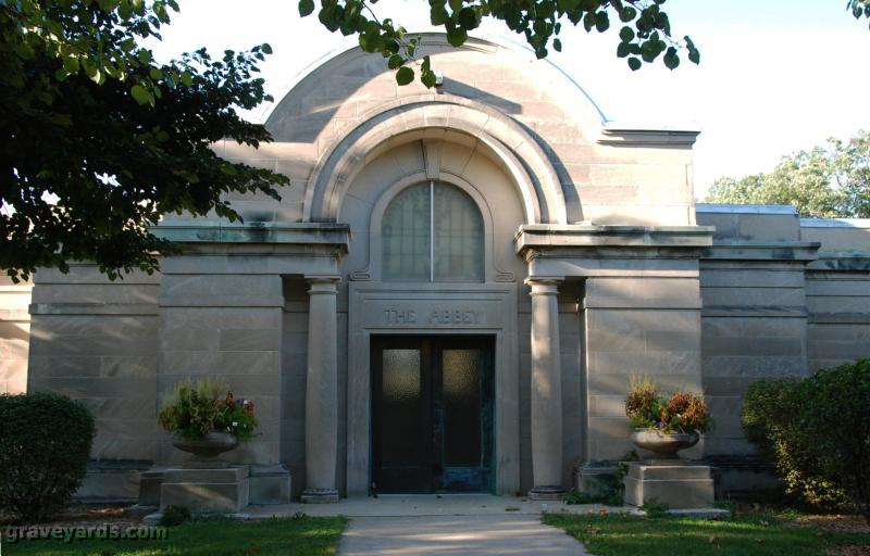 Pontiac Southside Cemetery Abbey