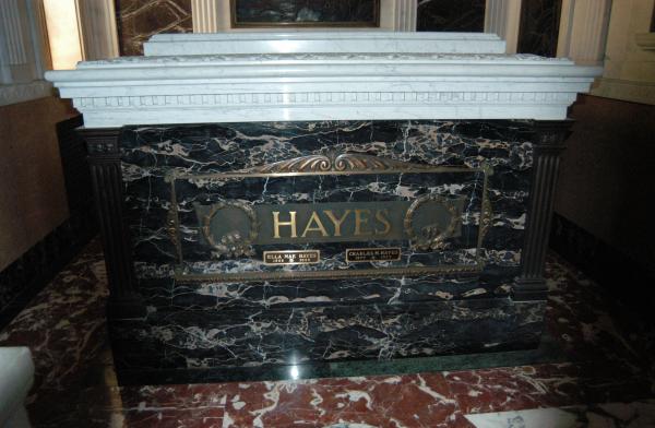 Acacia Park Cemetery and Mausoleum:Hayes
