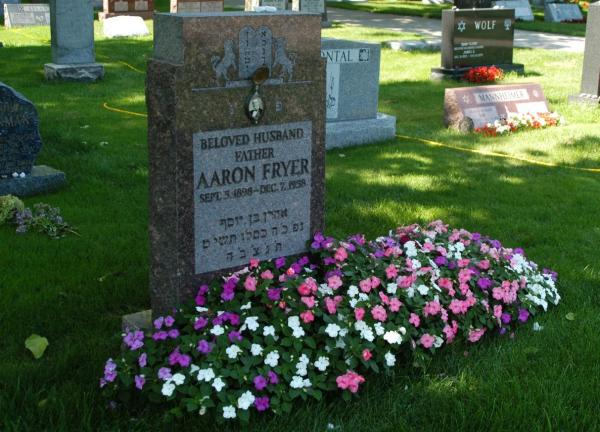 New Light Cemetery:Aaron Fryer