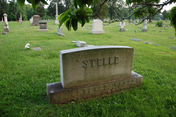 Independent Order of Oddfellows Cemetery: Governor John H. Stelle