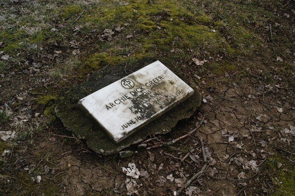 Elkhart Cemetery:Archie Dick Greer