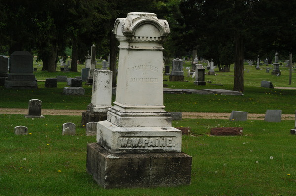 Oakland Cemetery, Woodstock:W. W. Paine