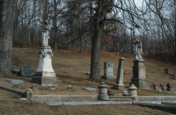 Springdale Cemetery, Peoria:Bastow Plot