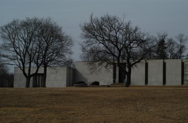 Springdale Cemetery, Peoria:Community Mausoleum