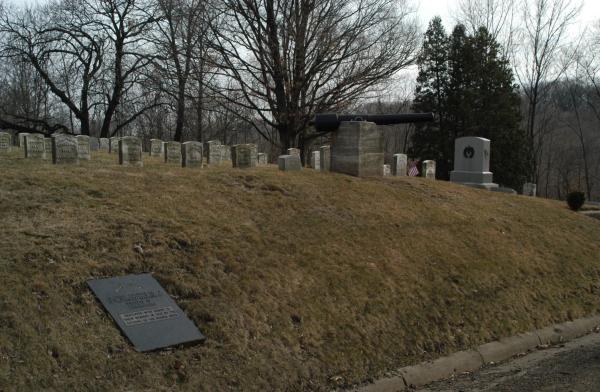 Springdale Cemetery, Peoria:Soldier's Hill