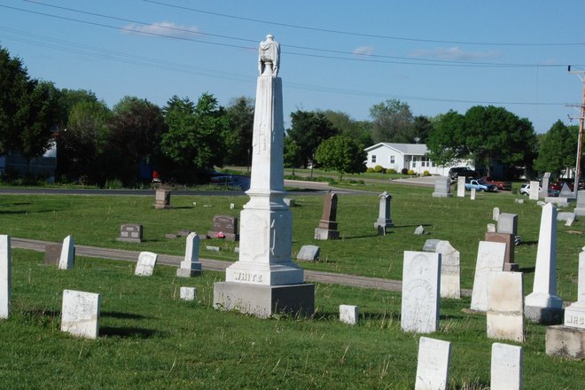 Rushville City Cemetery: White 